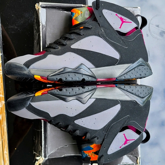 Air Jordan Retro 7 "Bordeaux" (2015) - Picture 1 of 9
